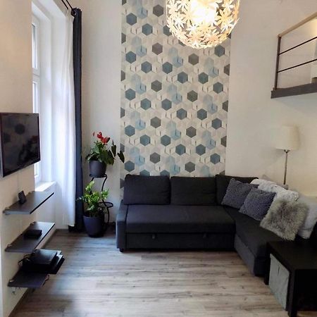 Leo22 Apartman Budapest Exterior foto
